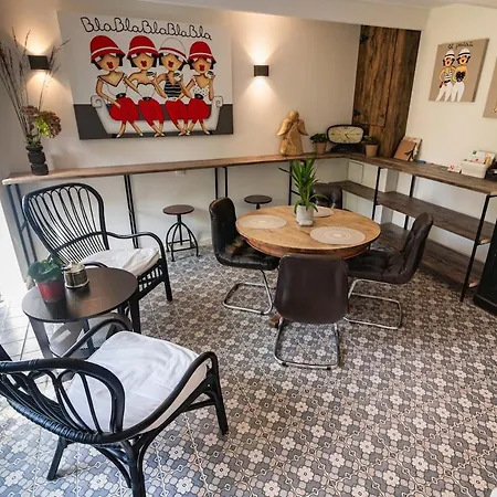Ferienhaus Luxurious With Private Parking Brügge